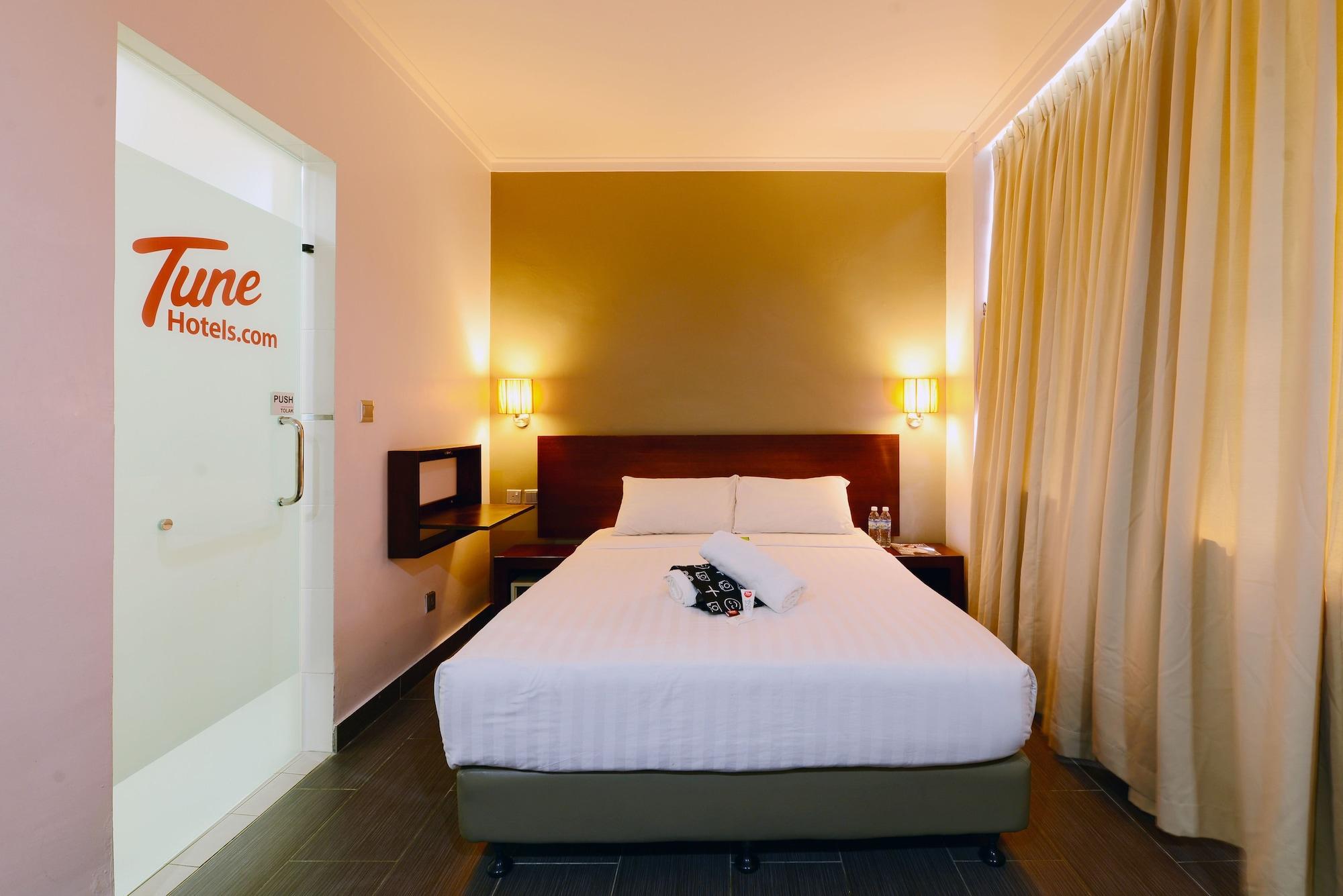 Tune - Waterfront Hotel